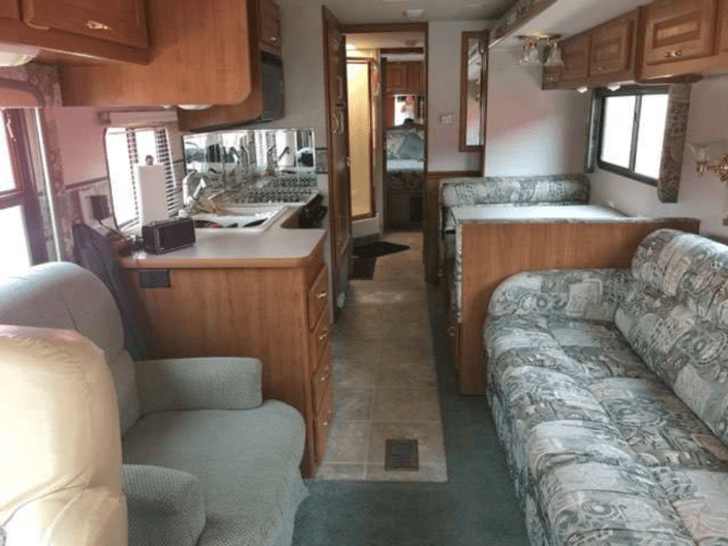 2002 Coachmen Cross Country 354MBS - National Vehicle