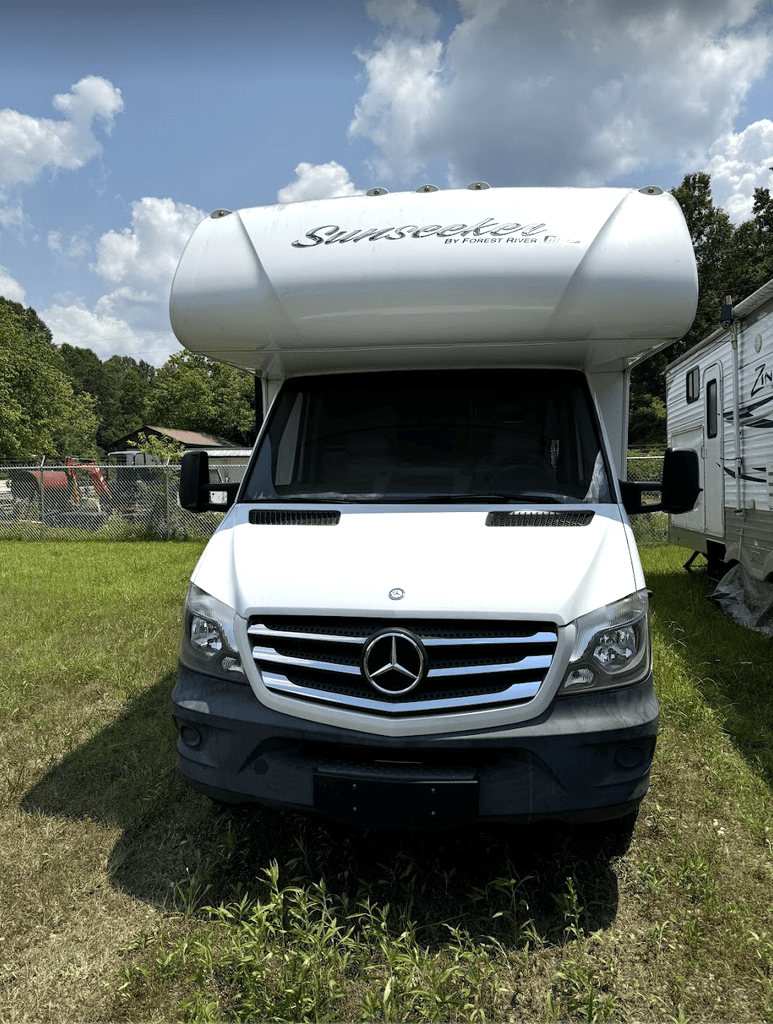2016 Forest River Sunseeker MBS 2400R - National Vehicle