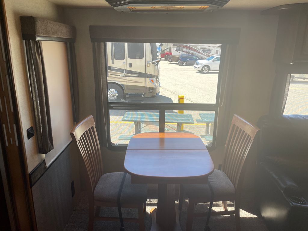 せあ 2017 Cruiser RV South Fork Austin - National Vehicle