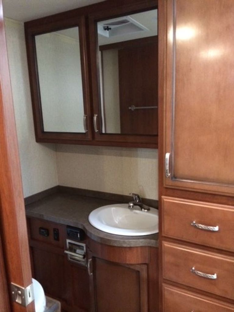 2015 Fleetwood Bounder 35K - National Vehicle