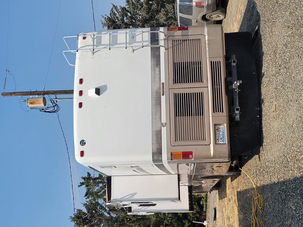 に 2003 Holiday Rambler Endeavor 40DST - National Vehicle