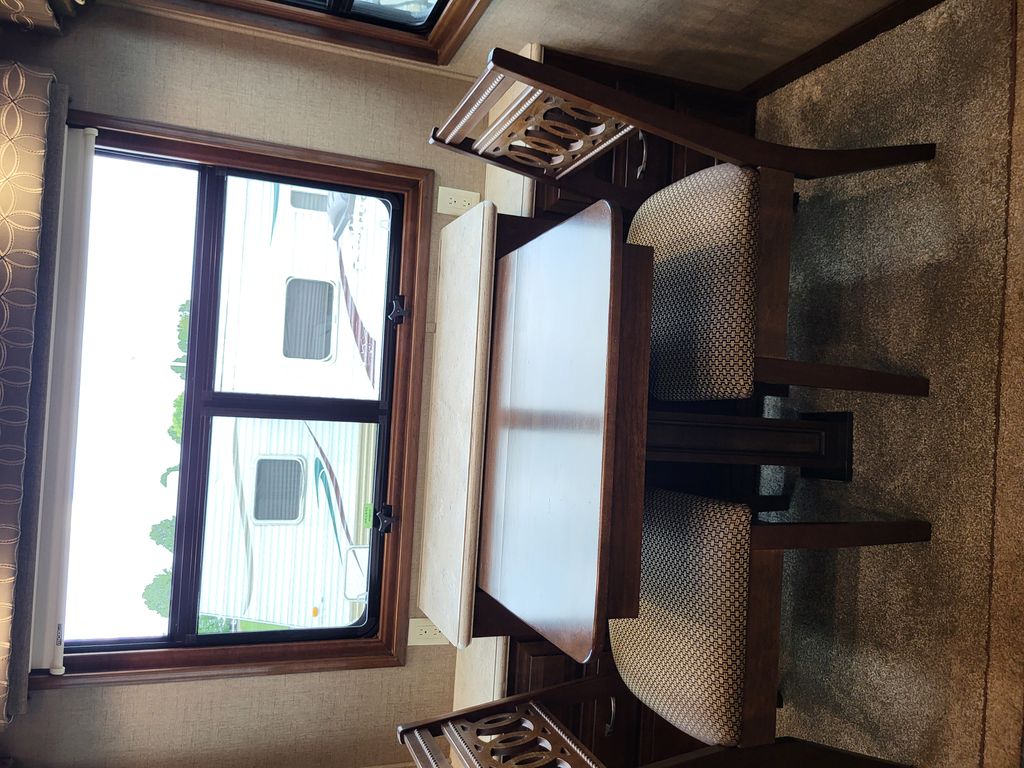 2017 DRV Mobile Suites 44 Nashville - National Vehicle
