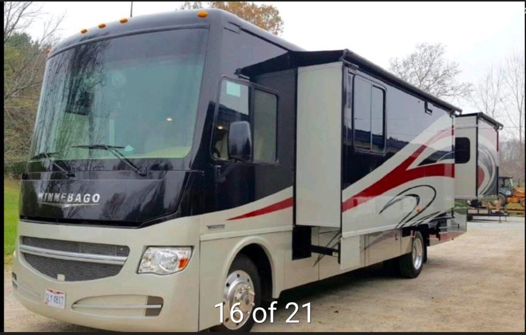 2015 Winnebago Sightseer 35G - National Vehicle