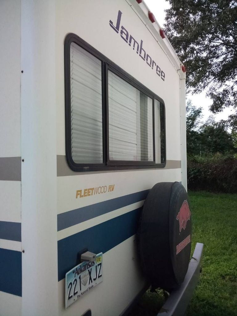 2001 Fleetwood Jamboree 24D - National Vehicle