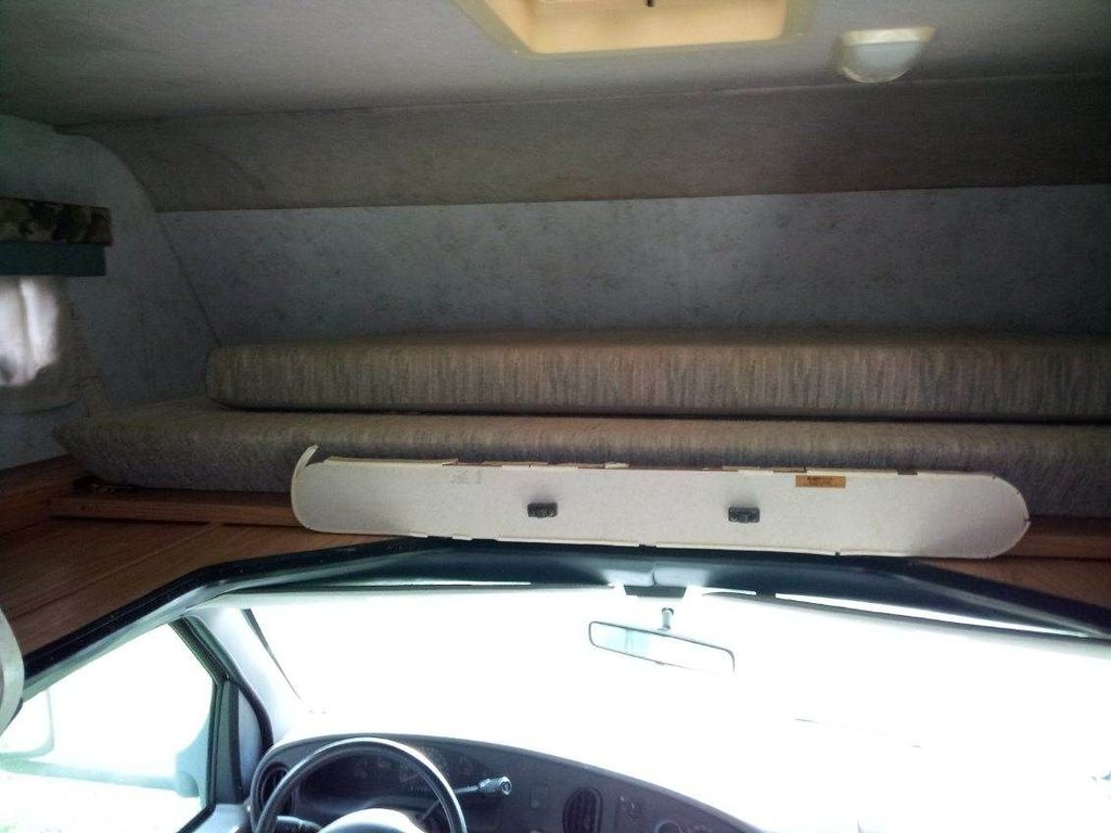 2001 Fleetwood Jamboree 24D - National Vehicle