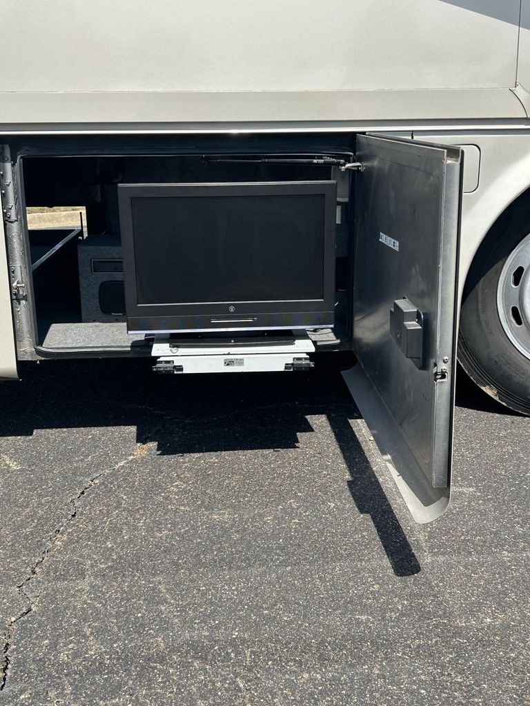 2006 Tiffin Motorhomes Allegro Bus 40QDP - National Vehicle