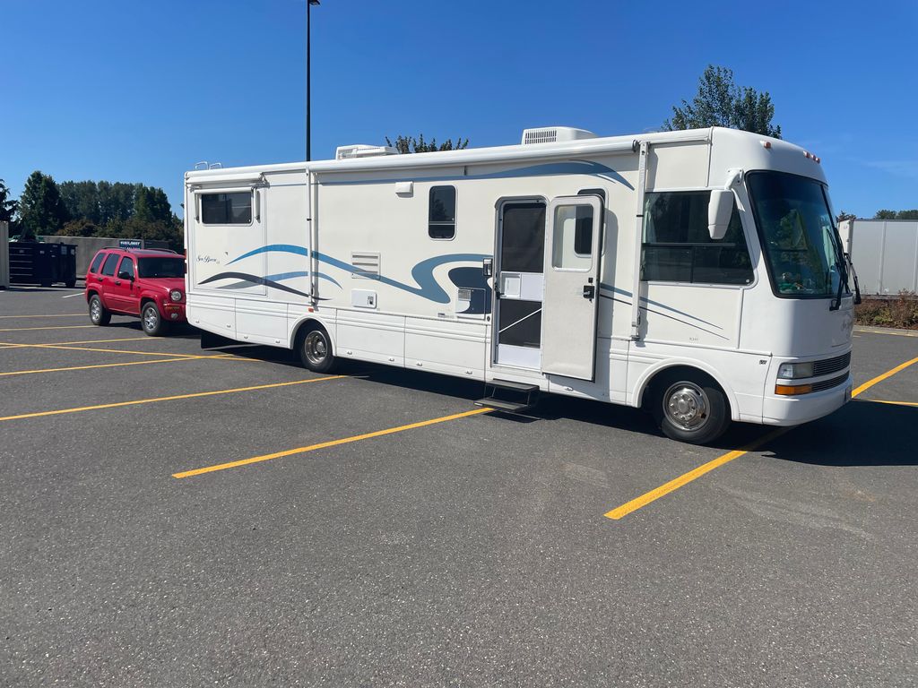  2002 National RV Sea Breeze 8341LX - National Vehicle