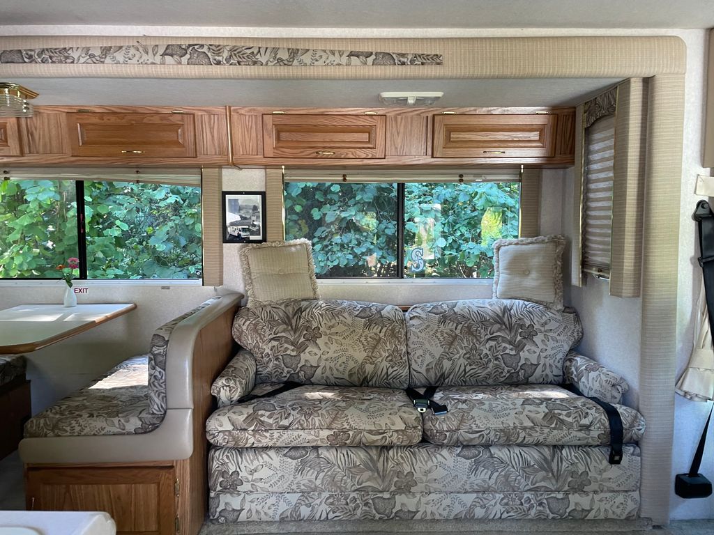 2002 National RV Sea Breeze 8341LX - National Vehicle