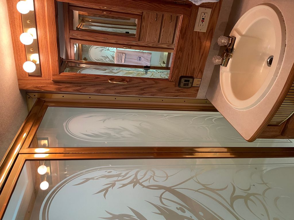2002 National RV Sea Breeze 8341LX - National Vehicle