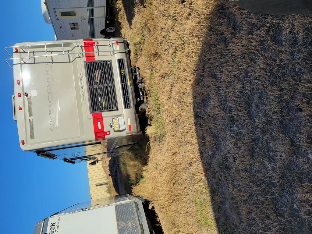 2005 Gulf Stream Crescendo 8386 - National Vehicle