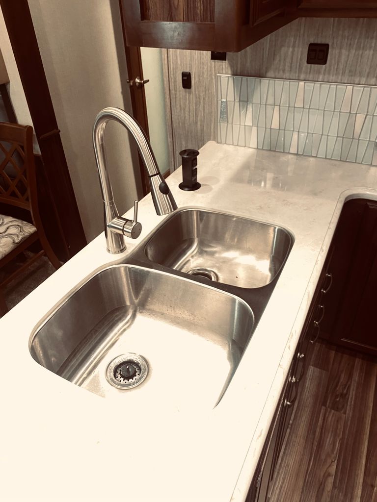 2017 Forest River Cardinal 3825FL National Vehicle