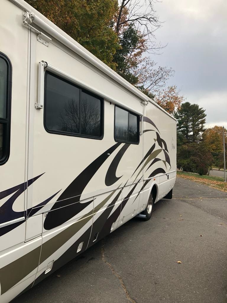 その他 BAK 2005 National RV Dolphin 5355 - National Vehicle