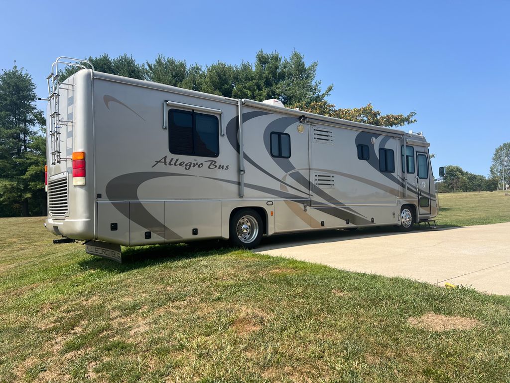 HB 2006 Newmar Kountry Star 3910 - National Vehicle