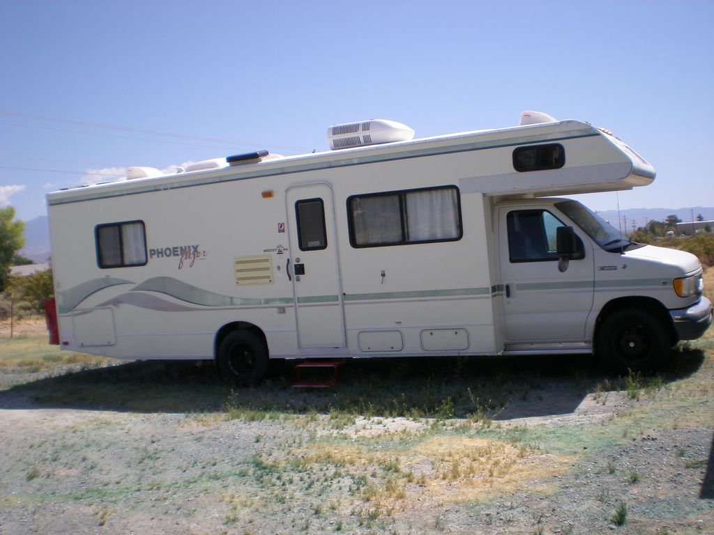 1999 Phoenix Cruiser Motorhome 2300 National Vehicle