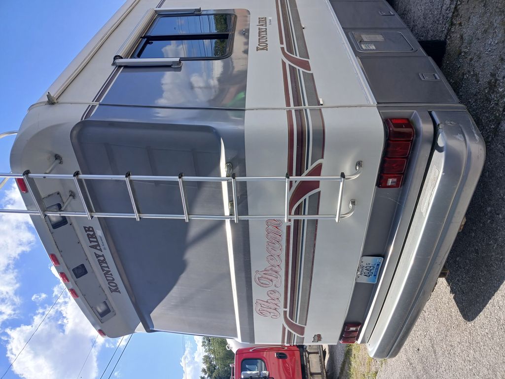 ドルフィン 1996 Newmar Kountry Aire 3841 - National Vehicle