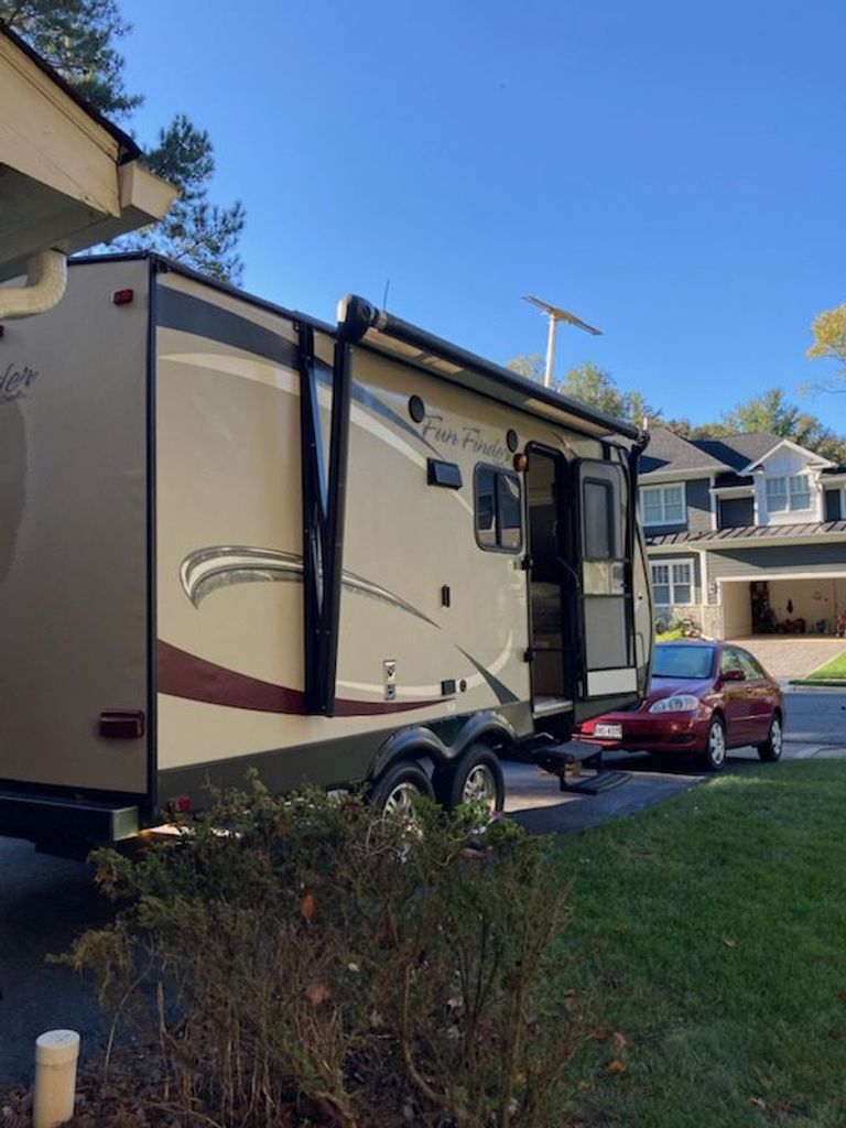 2013 Cruiser RV Fun Finder 210UDS - National Vehicle