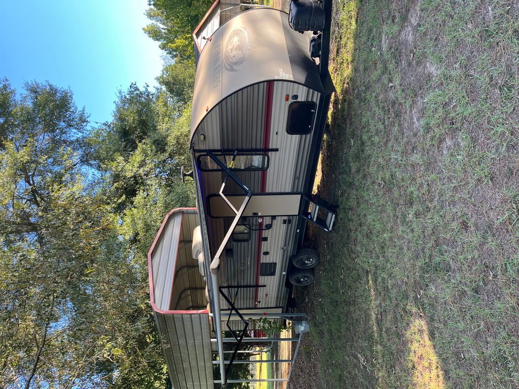 2018 Forest River Cherokee Grey Wolf 26DBH - National Vehicle