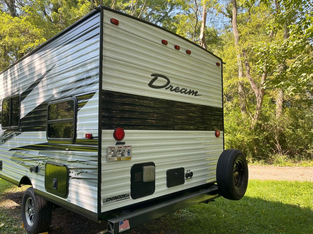 2021 Chinook Dream D175BH - National Vehicle