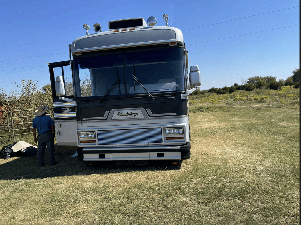 フォックス 1989 Blue Bird Wanderlodge 3907 - National Vehicle