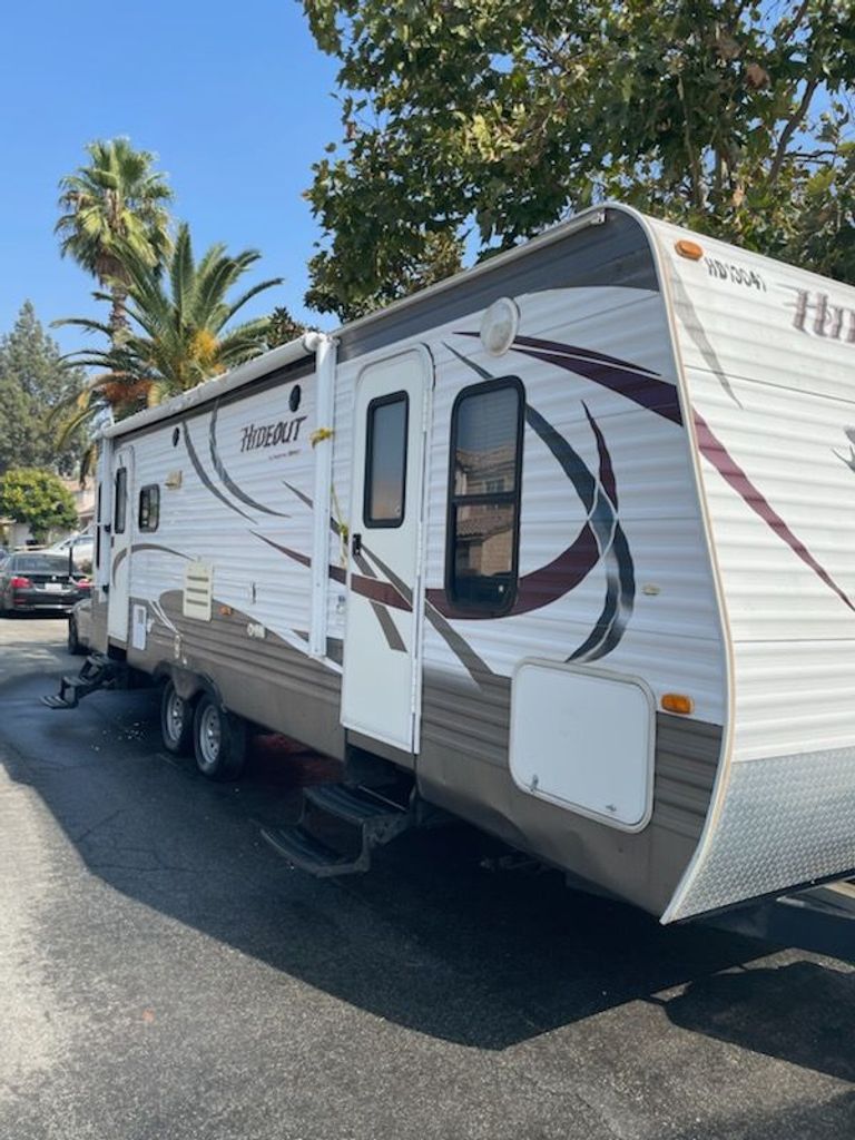 2013 Keystone Cougar 27RLSWE National Vehicle