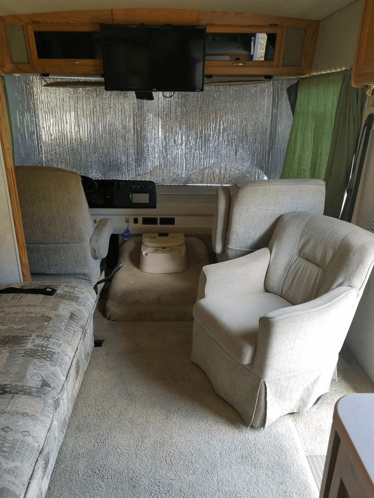 2003 Winnebago Sightseer 30A - National Vehicle