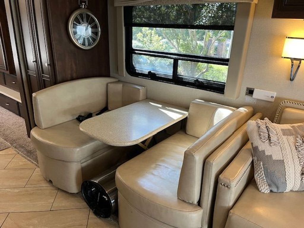 2019 Newmar Bay Star 3124 - National Vehicle