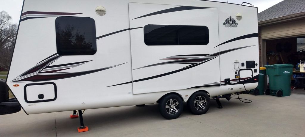2021 Innovator RV Innovator 2125RB - National Vehicle