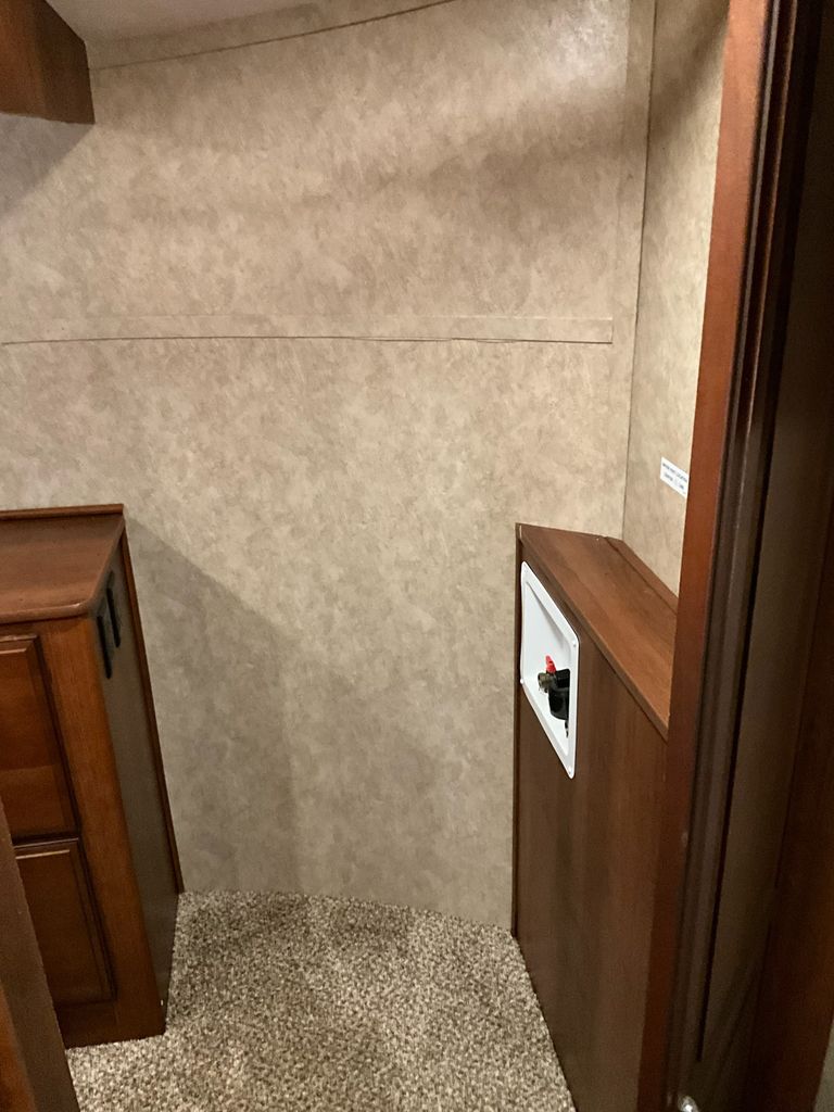 2015 Prime Time Sanibel 3601 - National Vehicle