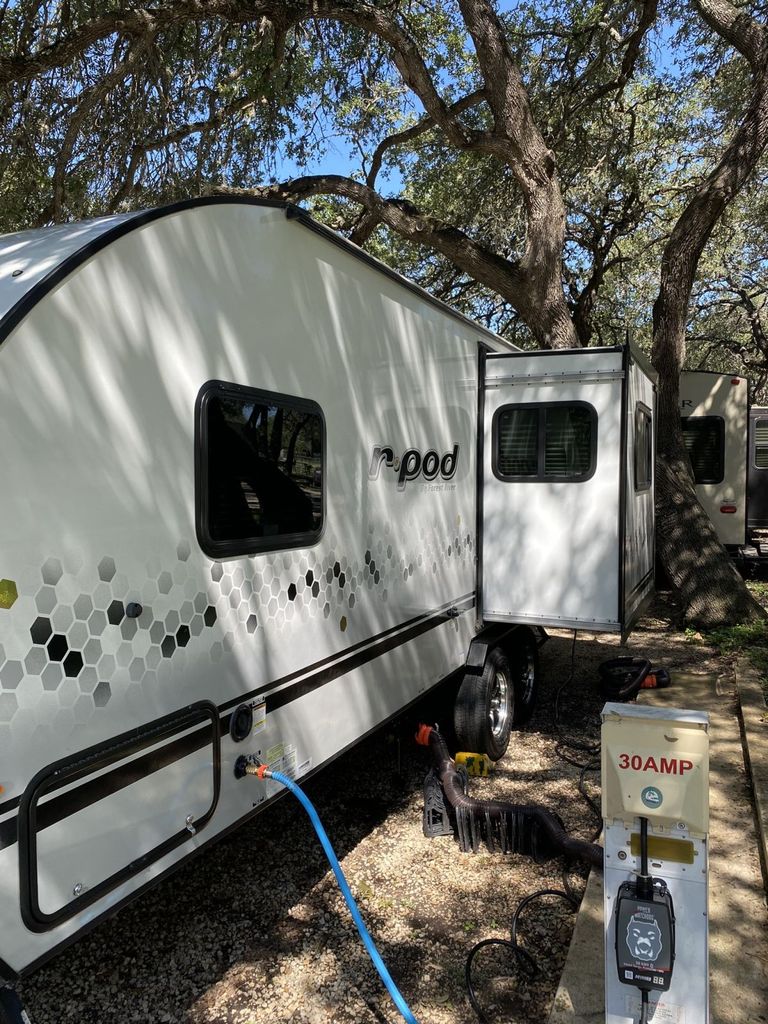 ホリデー 2022 Forest River R-Pod 202 - National Vehicle