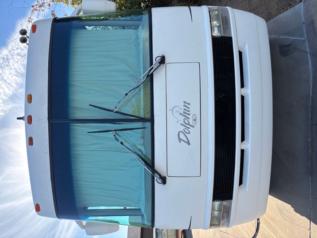 2003 National RV Dolphin 5320 - National Vehicle
