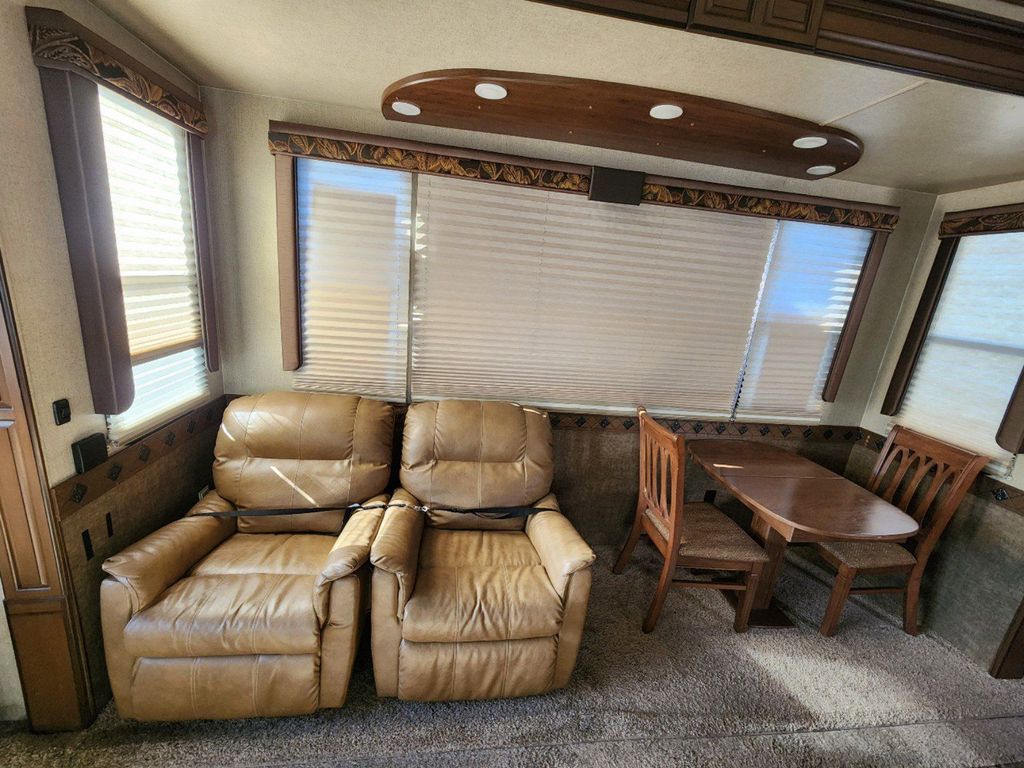 2014 Heartland Bighorn 3260EL - National Vehicle