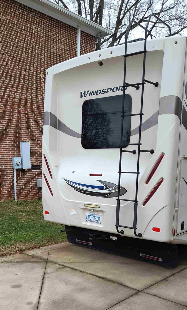 2018 Thor Motor Coach Windsport 29M - National Vehicle