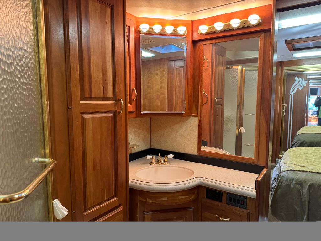 2005 Holiday Rambler Imperial 42PLQ - National Vehicle
