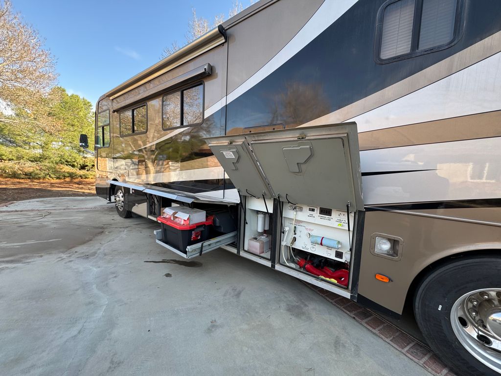 2005 Holiday Rambler Imperial 42PLQ - National Vehicle
