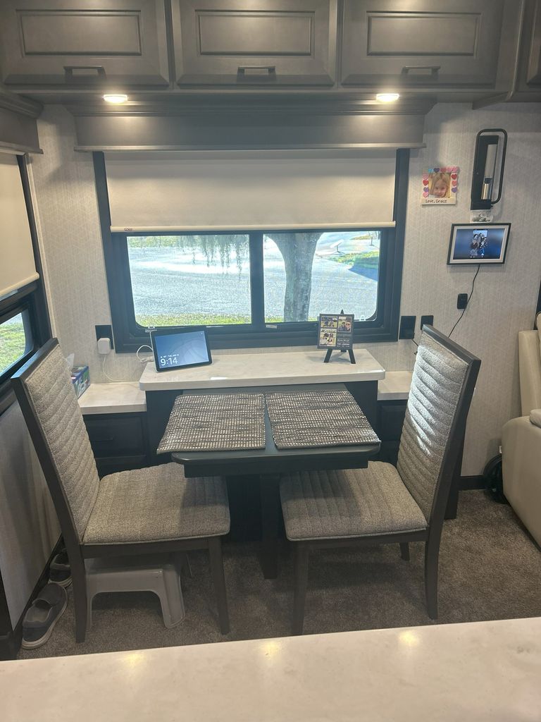 2022 DRV Mobile Suites 39DBRS3 - National Vehicle