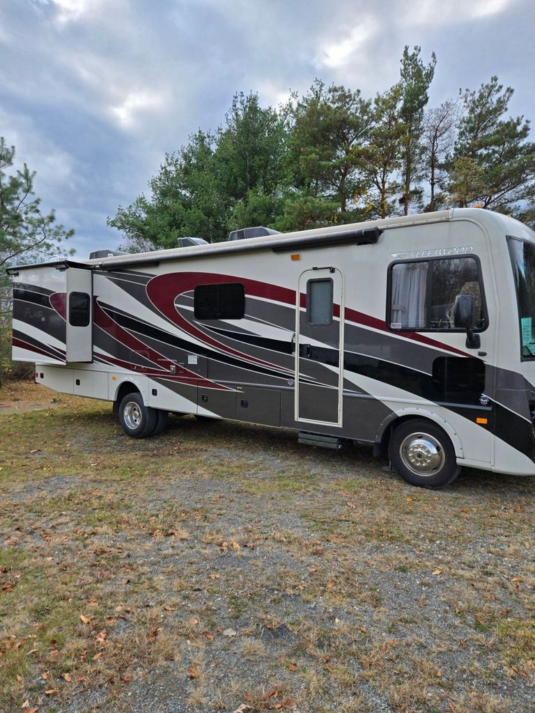 2017 Fleetwood Flair 31W - National Vehicle