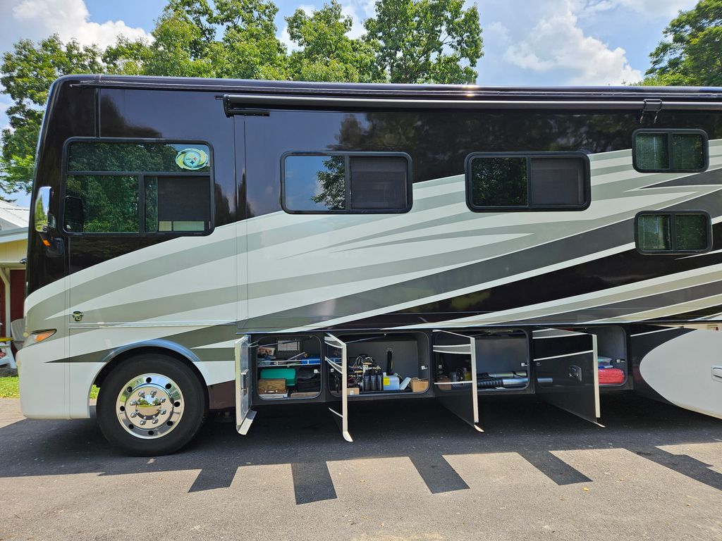 2018 Tiffin Motorhomes Allegro 32SA - National Vehicle