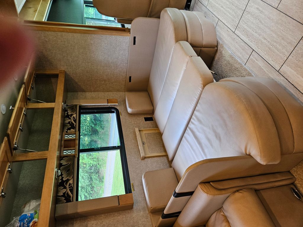 2018 Tiffin Motorhomes Allegro 32SA - National Vehicle