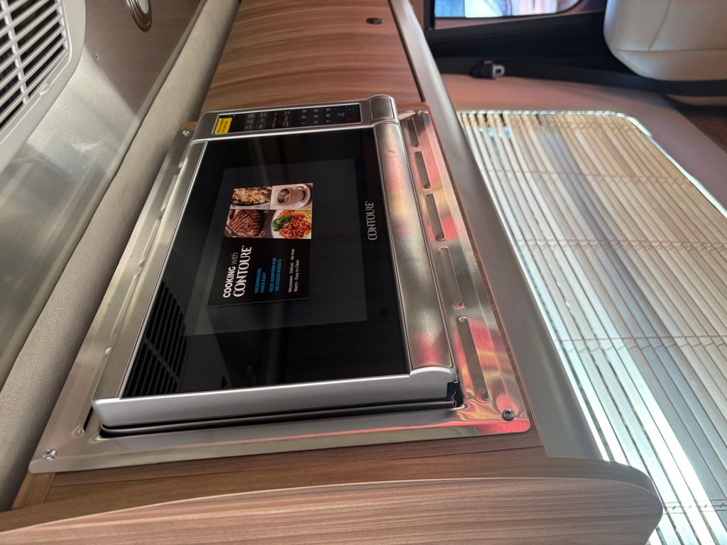 2023 Airstream Interstate 19 Tommy Bahama 4x4 - National Vehicle