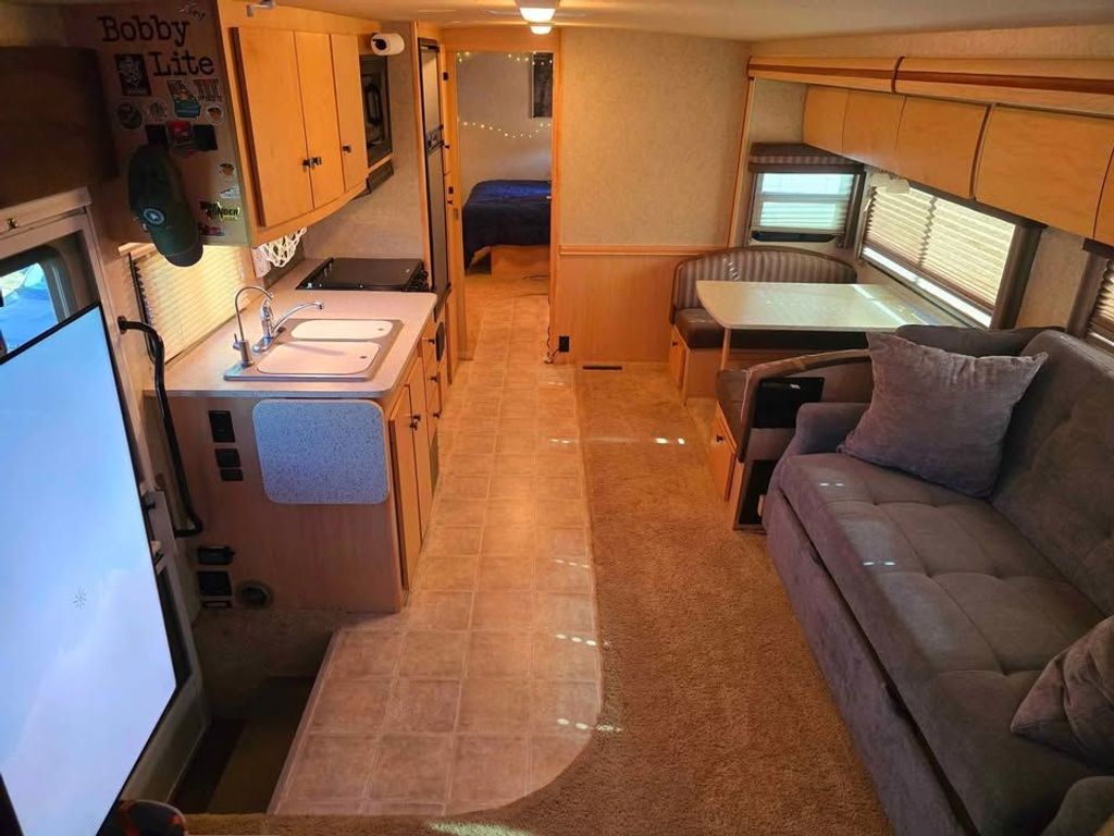 2008 Winnebago Sightseer 35J - National Vehicle