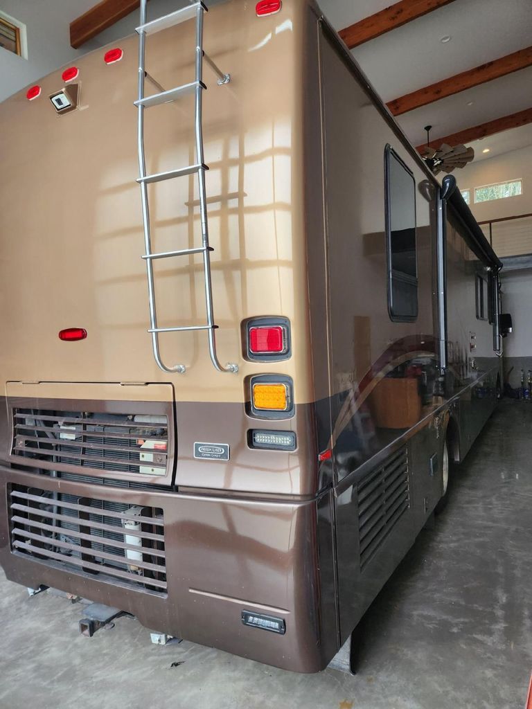 2003 Winnebago Journey 36L - National Vehicle