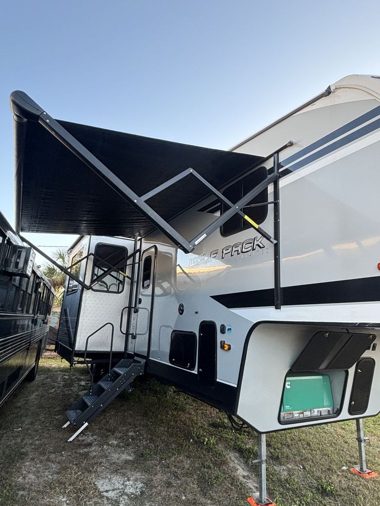 2019 Forest River Cherokee Wolf Pack 325Pack13 - National Vehicle