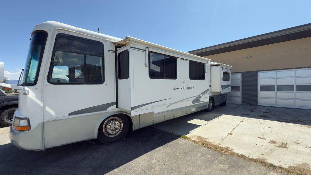 2001 Newmar Dutch Star 3852 - National Vehicle