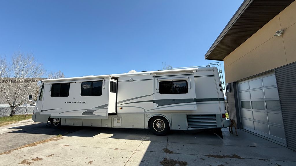 2001 Newmar Dutch Star 3852 - National Vehicle