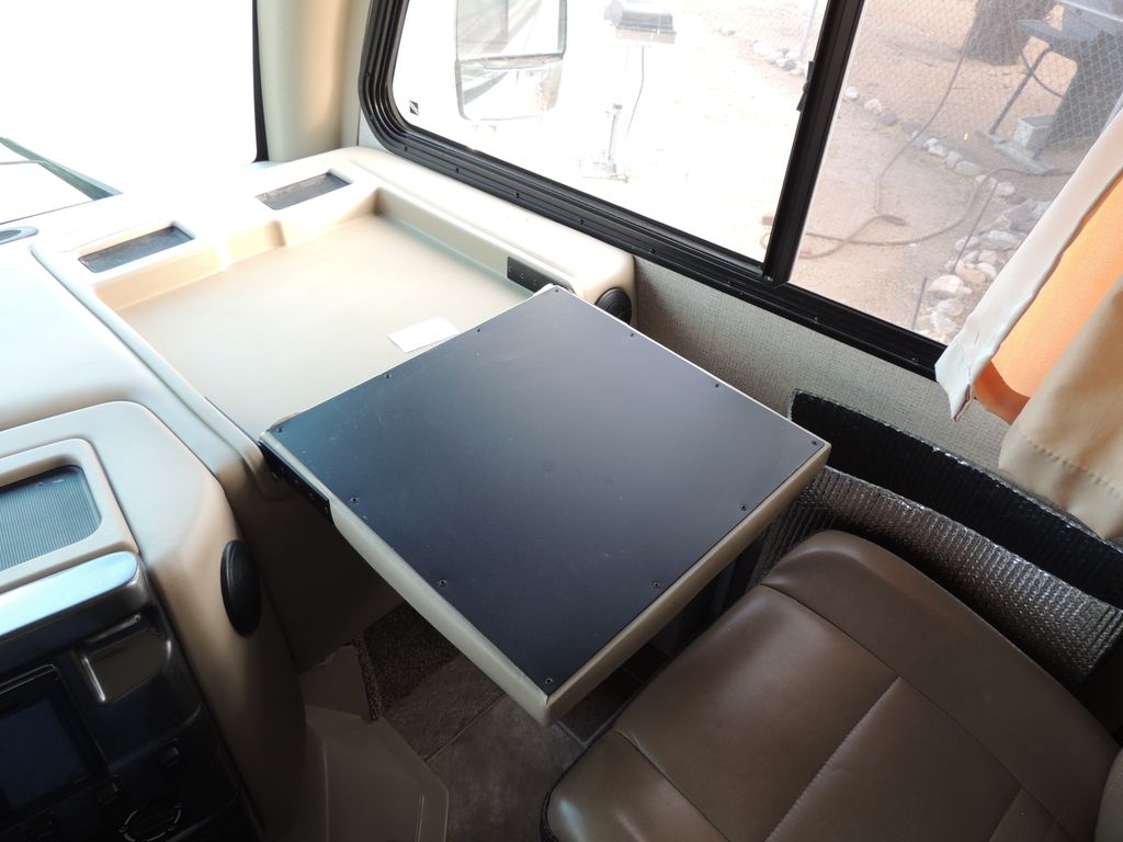 2017 Thor Motor Coach Vegas 25.2 - National Vehicle