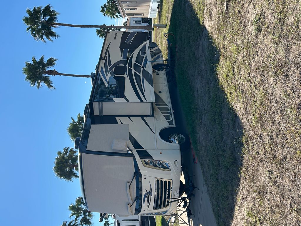 2021 Thor Motor Coach Hurricane 29M - National Vehicle