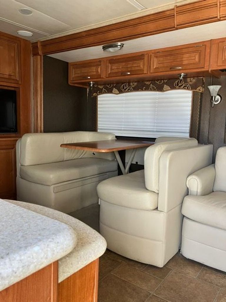 2012 Holiday Rambler Vacationer 32WBD - National Vehicle