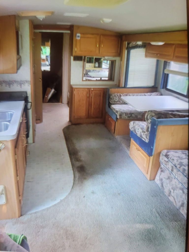 1998 Fleetwood Bounder 36S - National Vehicle