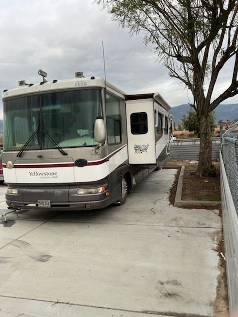 2003 Gulf Stream Yellowstone 8404 - National Vehicle