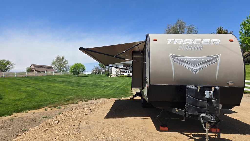 2016 Prime Time Tracer Air 238 - National Vehicle